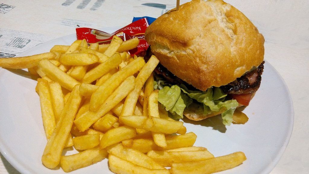 Conoce mala alimentación afecta al crecimiento del pelo